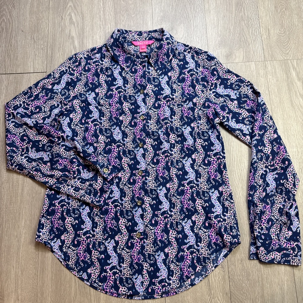 Lilly Pulitzer Cheetah Colorful Coral Lightweight Long Sleeve Top Size XS‎ Cute!